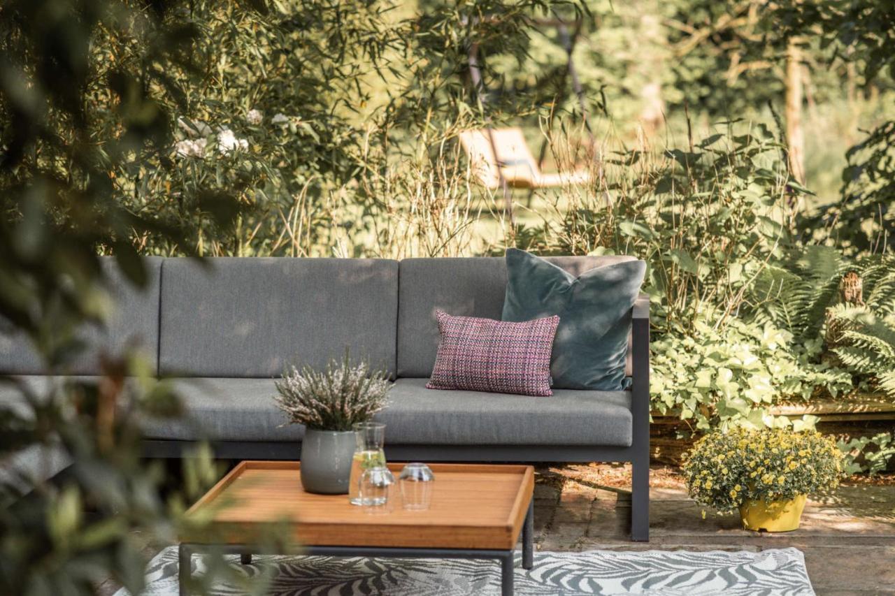 Hofgut Mollberg Hotel Wiefelstede ภายนอก รูปภาพ