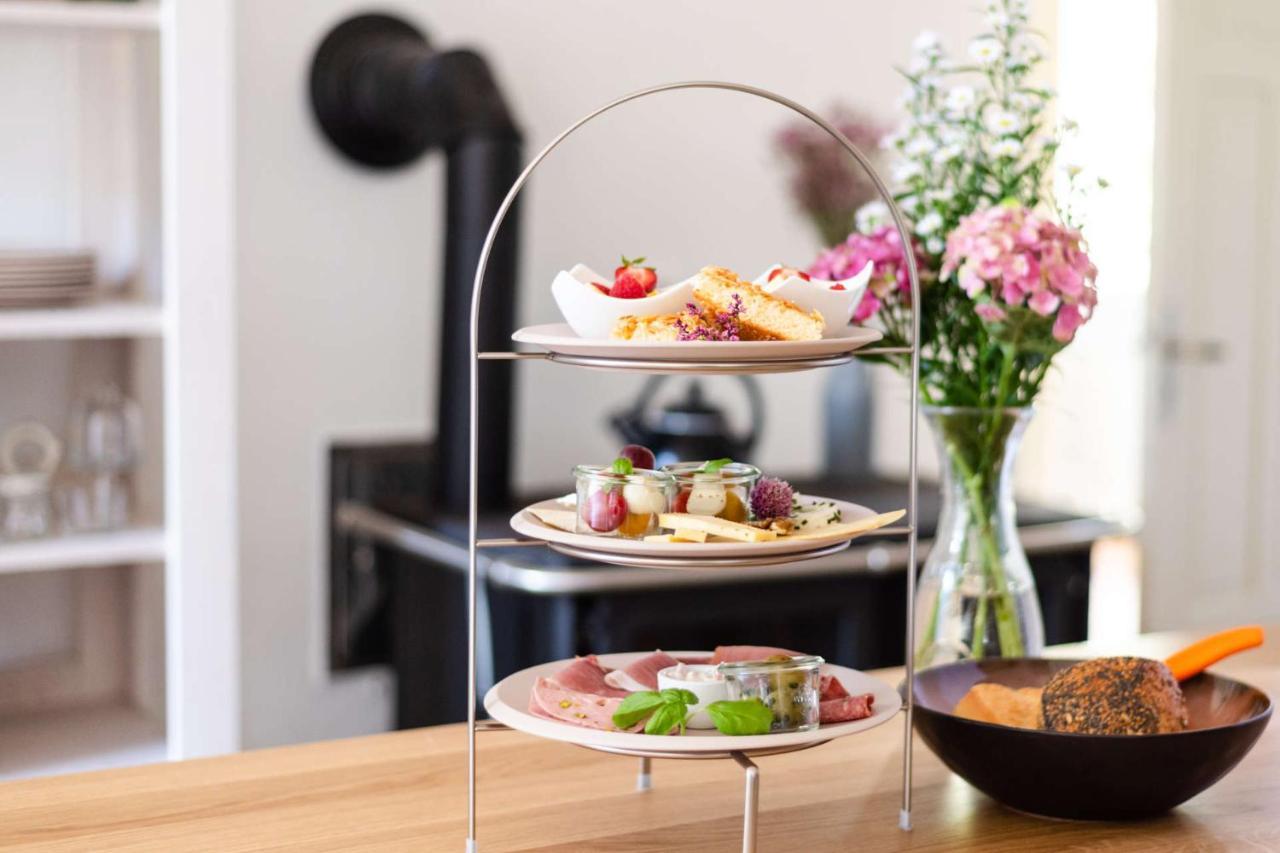 Hofgut Mollberg Hotel Wiefelstede ภายนอก รูปภาพ
